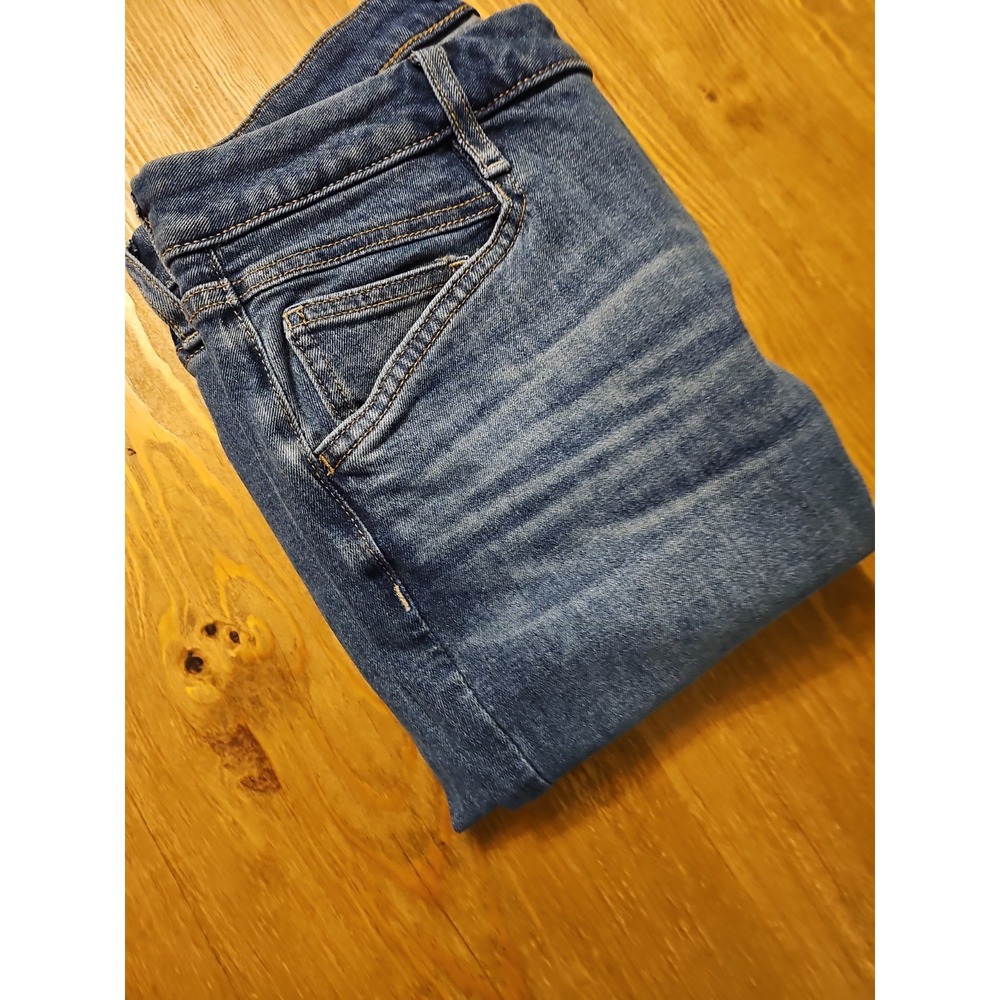 Simply Vera Wang Jeans CROP SIZE 8.  STRETCH